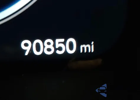 2020 Hyundai Sonata Limited z USA, uszkodzony, nr VIN 5NPEH4J26LH039740